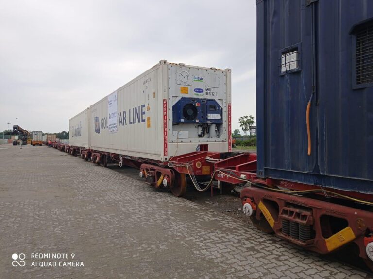 The first export rake with reefer containers has reached at Kolkata