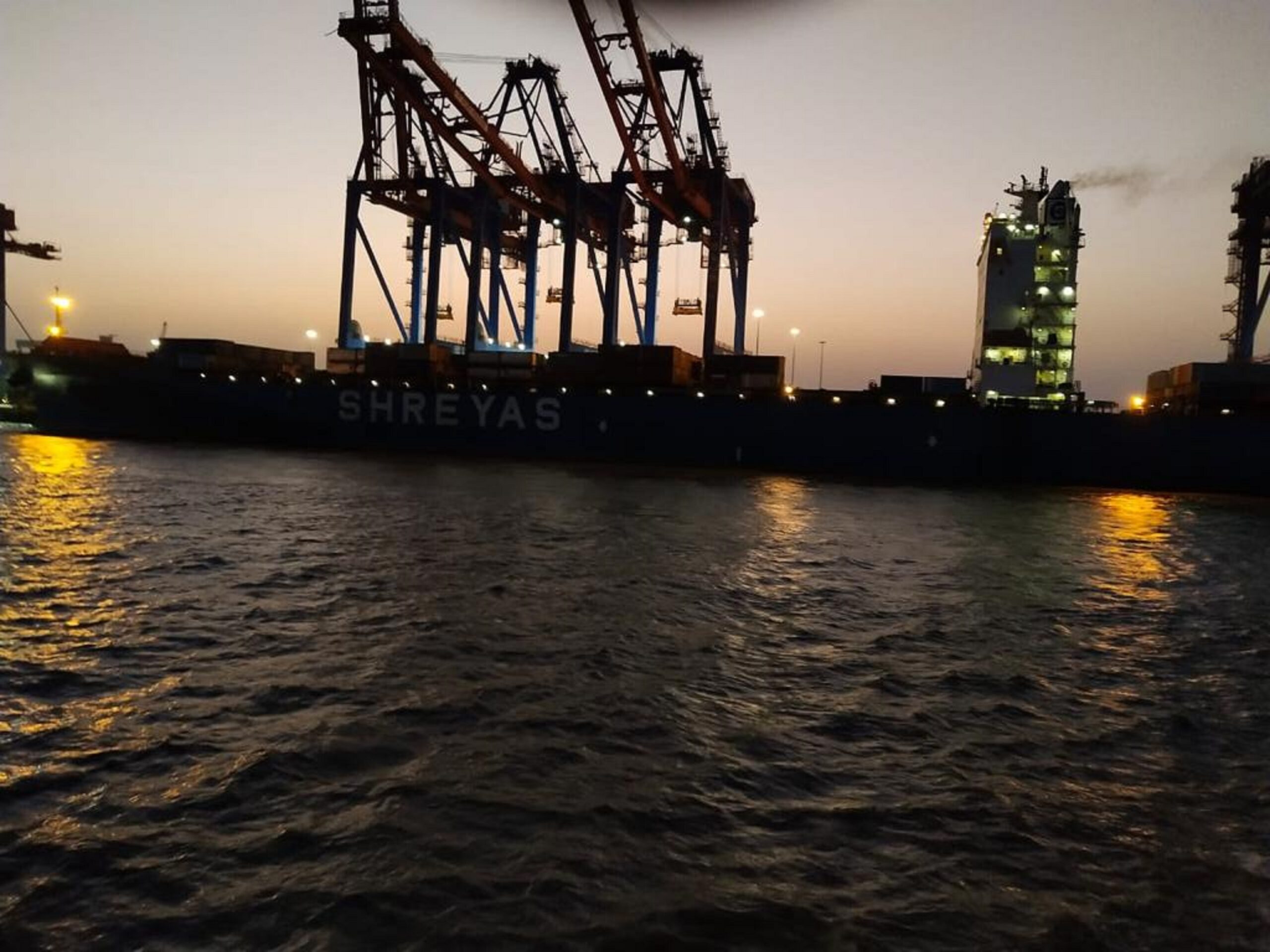 APM Terminals Pipavav Resumes Container Operations - India Shipping News