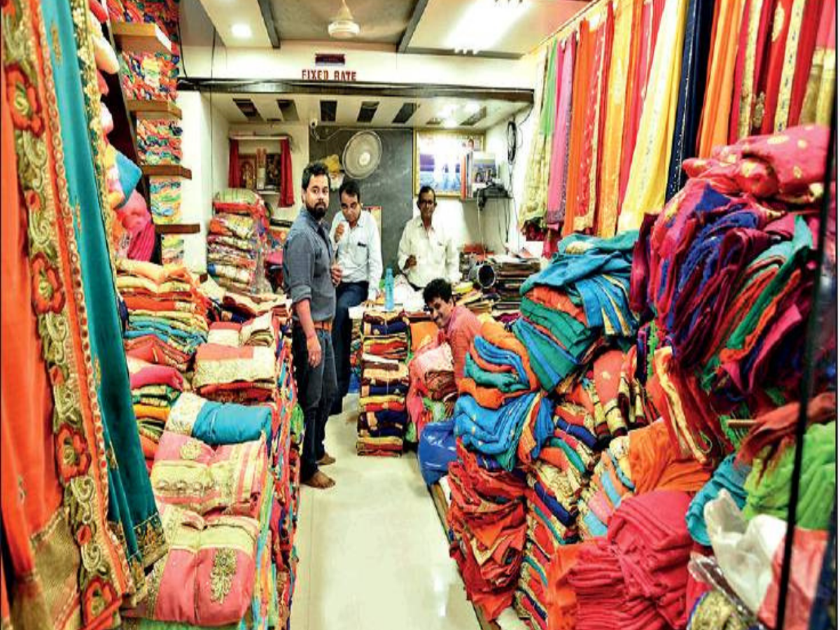 Afghanistan crisis hits Surat’s textile traders - India Shipping News