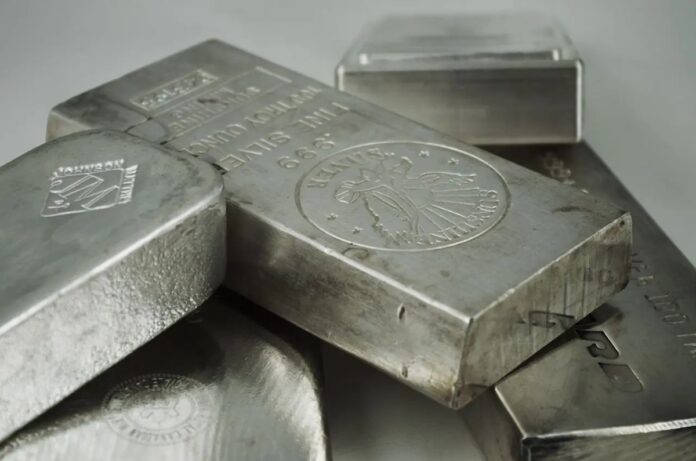 Govt stricts Silver import rules, mandates DGFT Nod for routing via banks and agencies