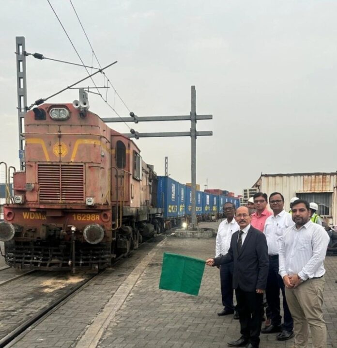 CONCOR moves first overseas export movement in company-owned containers from MMLP MIHAN, Nagpur to Jebel Ali