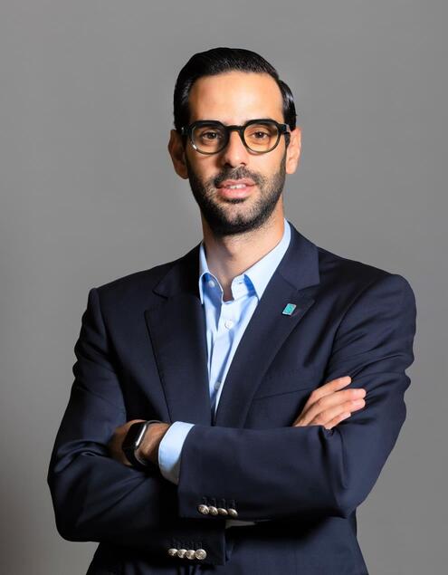 Lloyd’s Register grants AiP to GTT for new NO96 elongation criteria 1 Lloyd’s Register grants AiP to GTT for new NO96 elongation criteria Constantinos Chaelis Global Gas Segment Director Lloyds Register Lloyd’s Register grants AiP to GTT for new NO96 elongation criteria