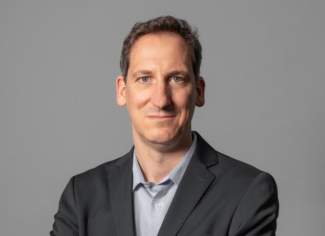 Lloyd’s Register grants AiP to GTT for new NO96 elongation criteria 2 Lloyd’s Register grants AiP to GTT for new NO96 elongation criteria Francois Michel CEO GTT Lloyd’s Register grants AiP to GTT for new NO96 elongation criteria