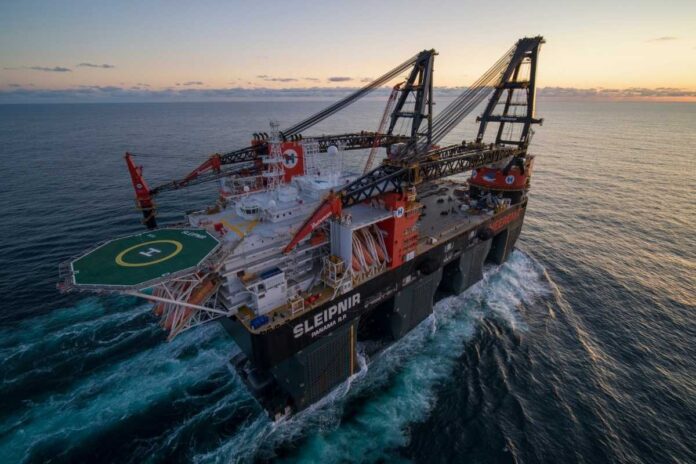 Heerema and Amphitrite Shorten Sleipnir's Atlantic Transit by 2.5 Days