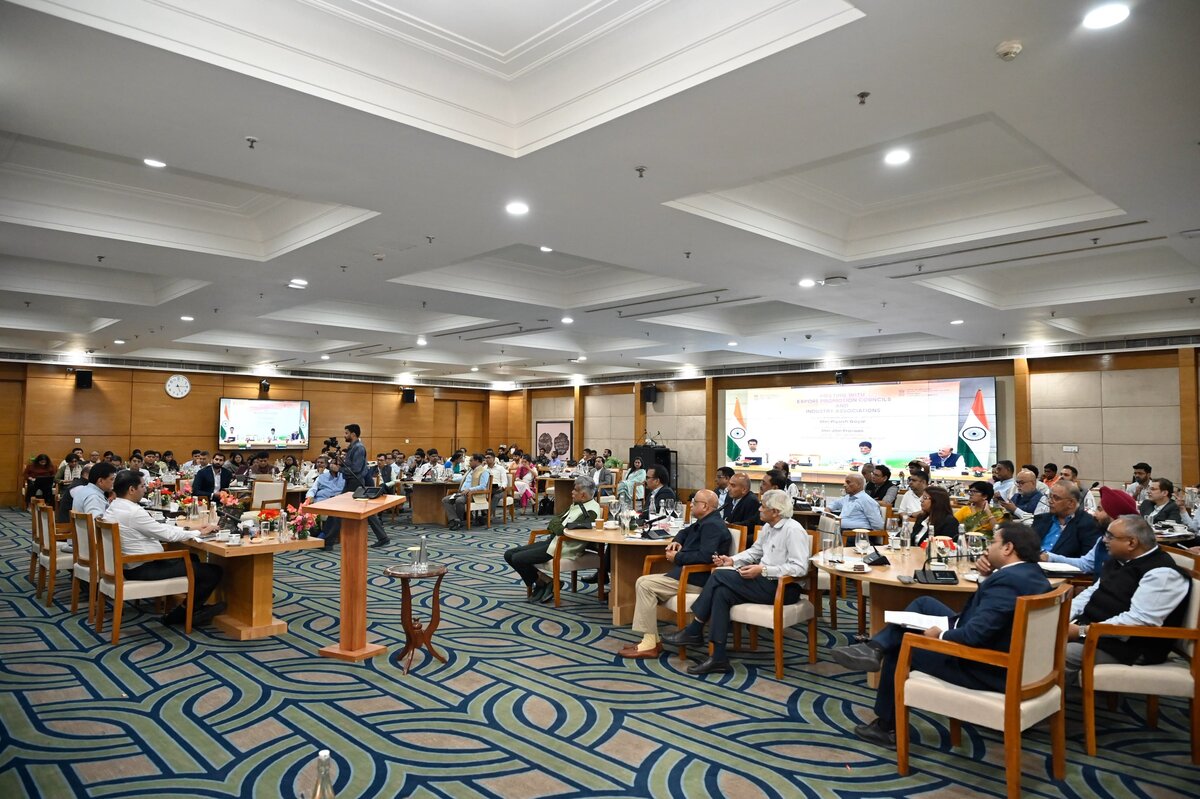 Piyush Goyal reviews Measures to Strengthen India's Export Ecosystem and Global Competitiveness 1 Piyush Goyal reviews Measures to Strengthen India's Export Ecosystem and Global Competitiveness MoCI Meeting with EPCs 1 Piyush Goyal reviews Measures to Strengthen India's Export Ecosystem and Global Competitiveness