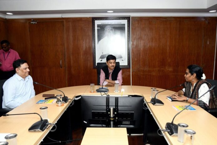 National Shipping Board Chairman reviews Infrastructure and Growth Plans during visit to Kamarajar Port