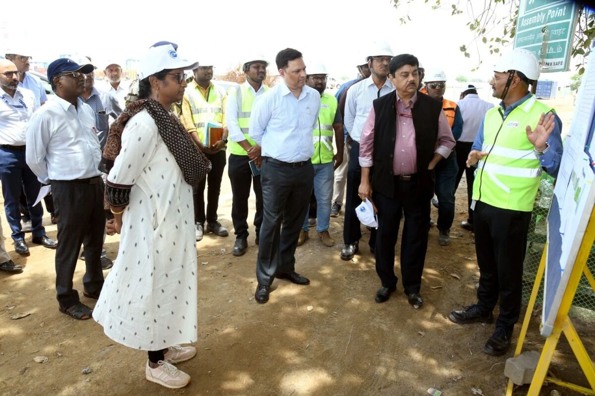 National Shipping Board Chairman visits Kamrajar Port 4 National Shipping Board Chairman reviews Infrastructure and Growth Plans during visit to Kamarajar Port
