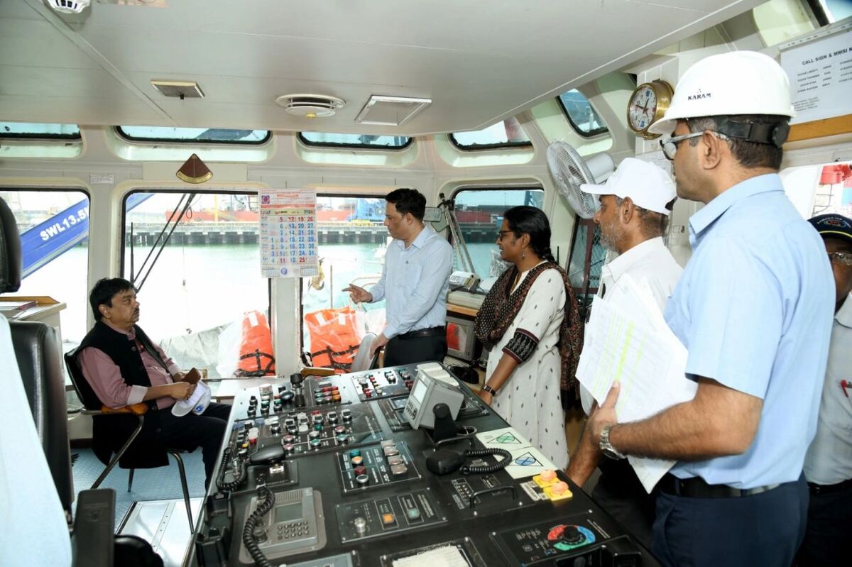 National Shipping Board Chairman visits Kamrajar Port 6 National Shipping Board Chairman reviews Infrastructure and Growth Plans during visit to Kamarajar Port