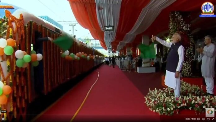 PM Modi flagged off India's first Hydrogen-Powered Train