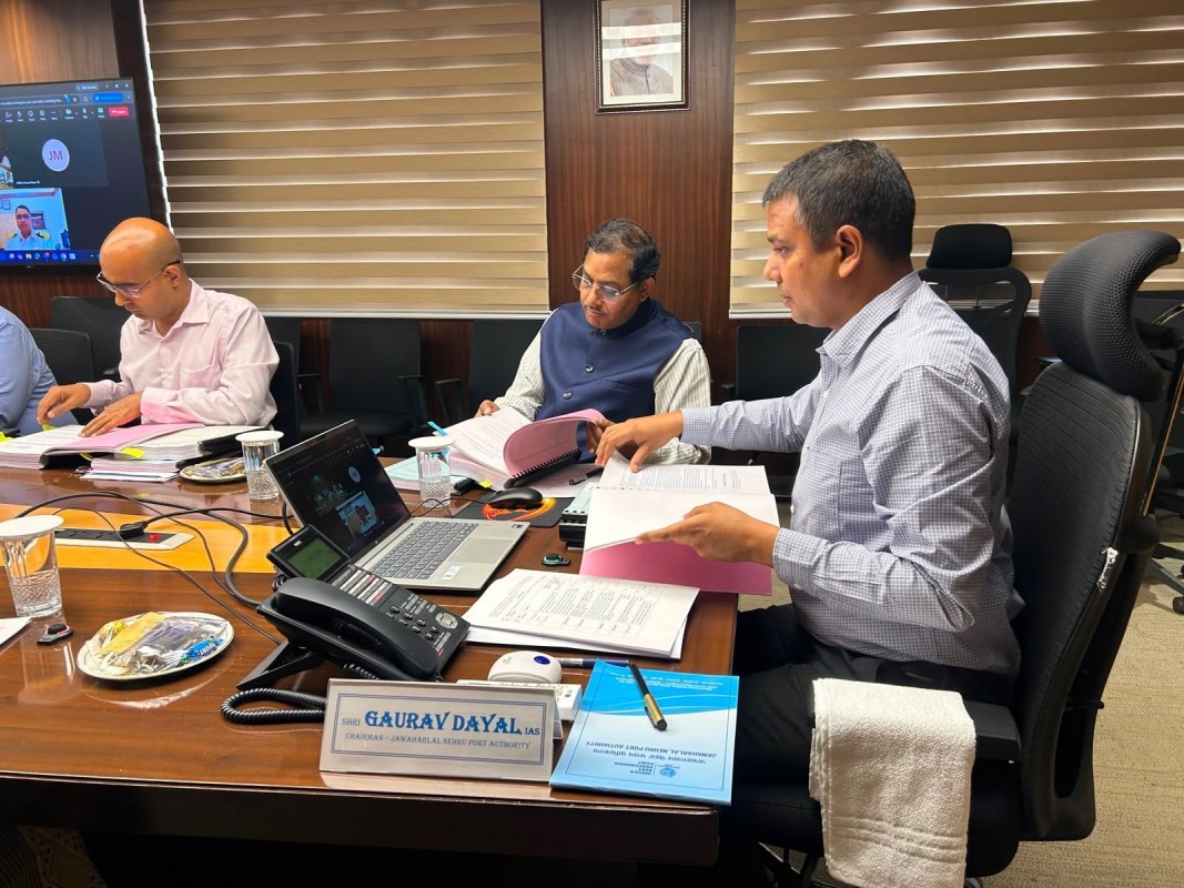Additional Secretary, MoPSW reviews JNPA operations and future infrastructure projects 2 Additional Secretary, MoPSW reviews JNPA operations and future infrastructure projects jnpa mopsw Additional Secretary, MoPSW reviews JNPA operations and future infrastructure projects