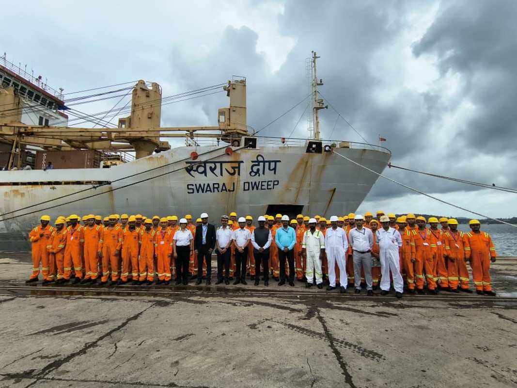 SCI expands Structured Onboard Training Programme with second batch of GP Rating & CCMC Trainees on MV Swaraj Dweep 1 SCI expands Structured Onboard Training Programme with second batch of GP Rating & CCMC Trainees on MV Swaraj Dweep swaraj deep sci ship SCI expands Structured Onboard Training Programme with second batch of GP Rating & CCMC Trainees on MV Swaraj Dweep