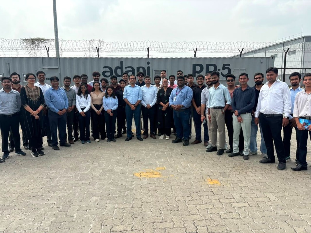 GMU ADANI ICD 1 GMU organises industrial visit to ICD Virochannagar to provide students first-hand industry exposure