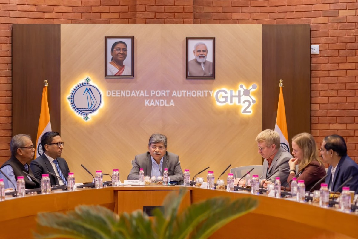 chairman dpa conclave DPA Kandla organises Kandla Green Hydrogen Conclave 2026