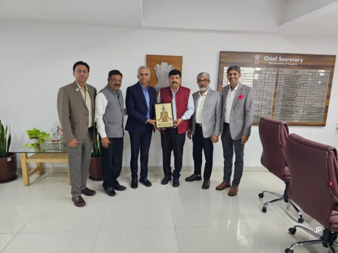 GCCI leadership meets Gujarat Chief Secretary, discusses strengthening of state’s business and industrial ecosystem