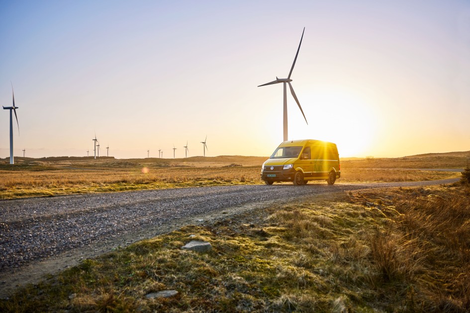 DHL ramps up battery logistics network worldwide as electrification reshapes automotive and energy supply chains 2 DHL ramps up battery logistics network worldwide as electrification reshapes automotive and energy supply chains DHL New Energy 2.jpg DHL ramps up battery logistics network worldwide as electrification reshapes automotive and energy supply chains