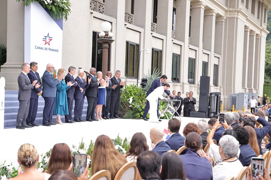 lya Espino de Marotta Takes Office as Administrator of the Panama Canal 2 Ilya Espino de Marotta takes Office as Administrator of the Panama Canal